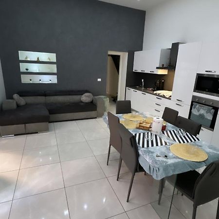 Appartement Casa Dolce Casa à Naples Extérieur photo